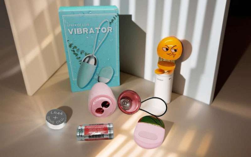 Bộ sản phẩm trứng rung tình yêu Vibrator